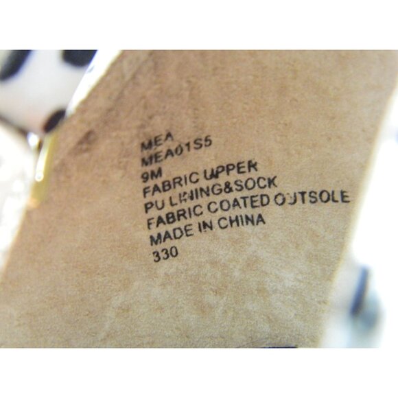 Betsey Johnson Womens Polka Dot Floral Accent Heels Sandal Ankle Strap Size 9M - Picture 10 of 15